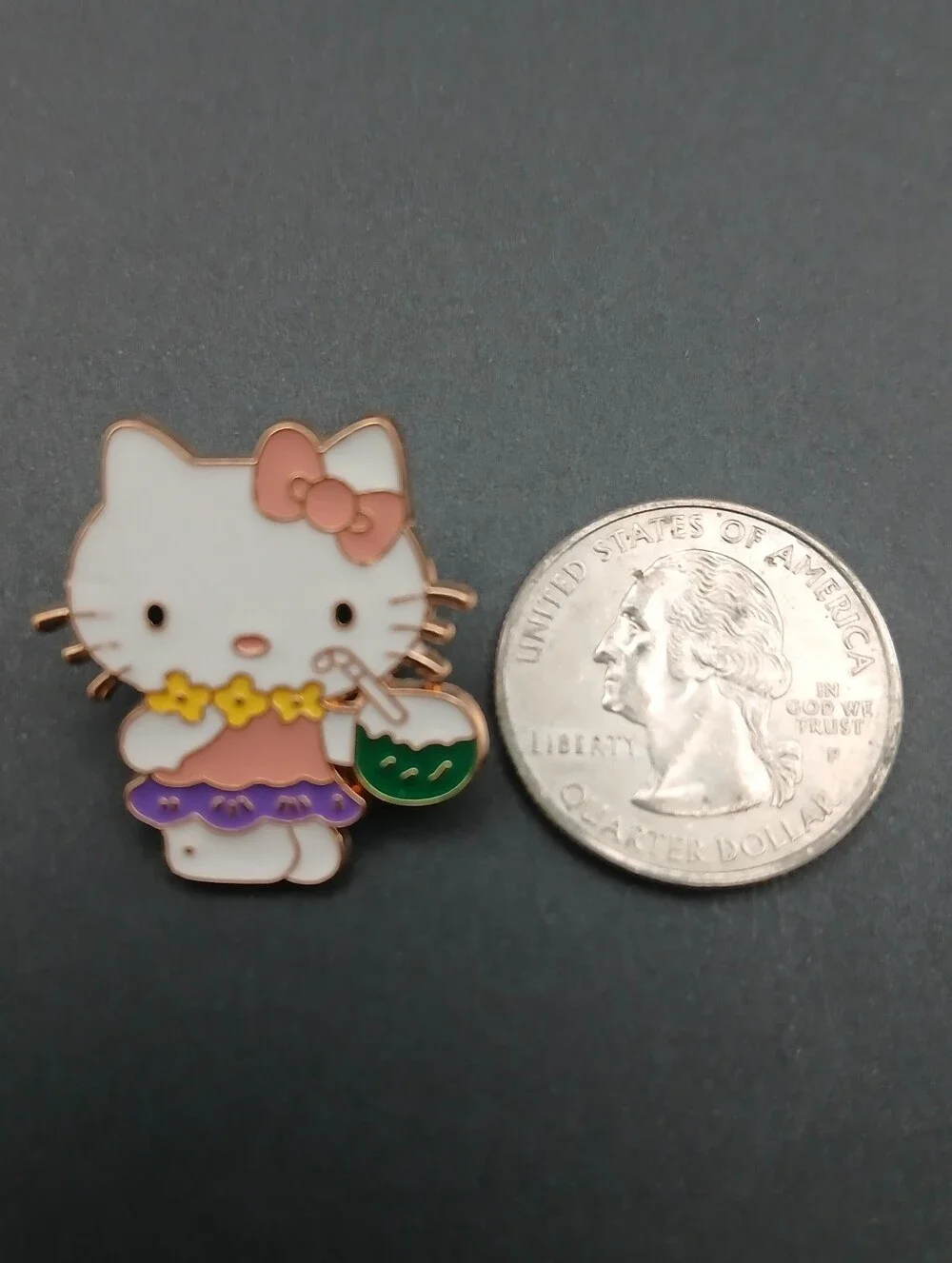 Sanrio Hello Kitty Hawaiian-themed Enamel Lapel Pin